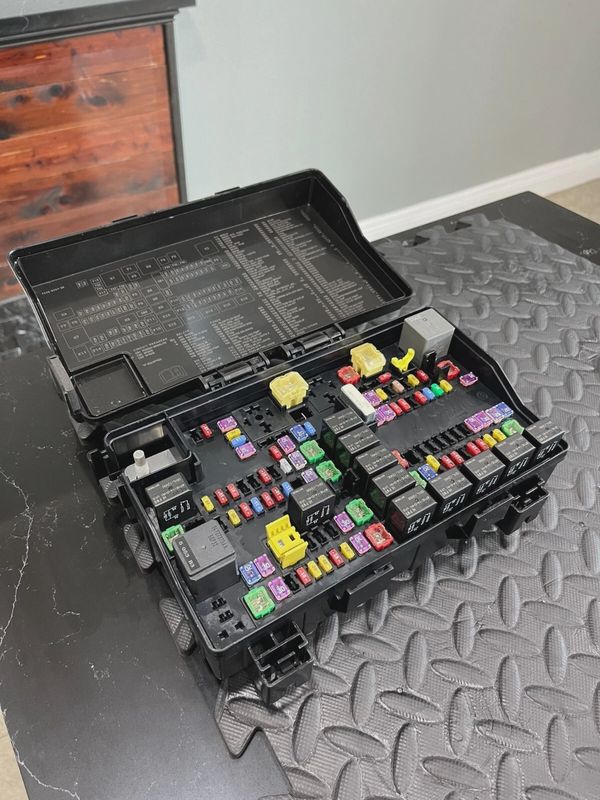 Power Distribution Center Ram