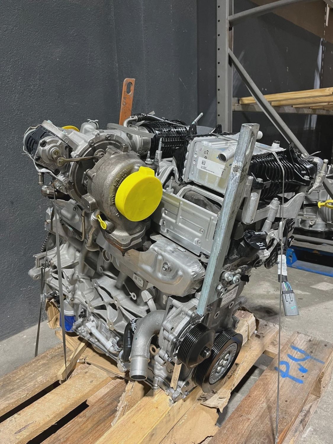 NEW-OEM 2020-2024 3.0 DURAMAX DIESEL LM2 ENGINE