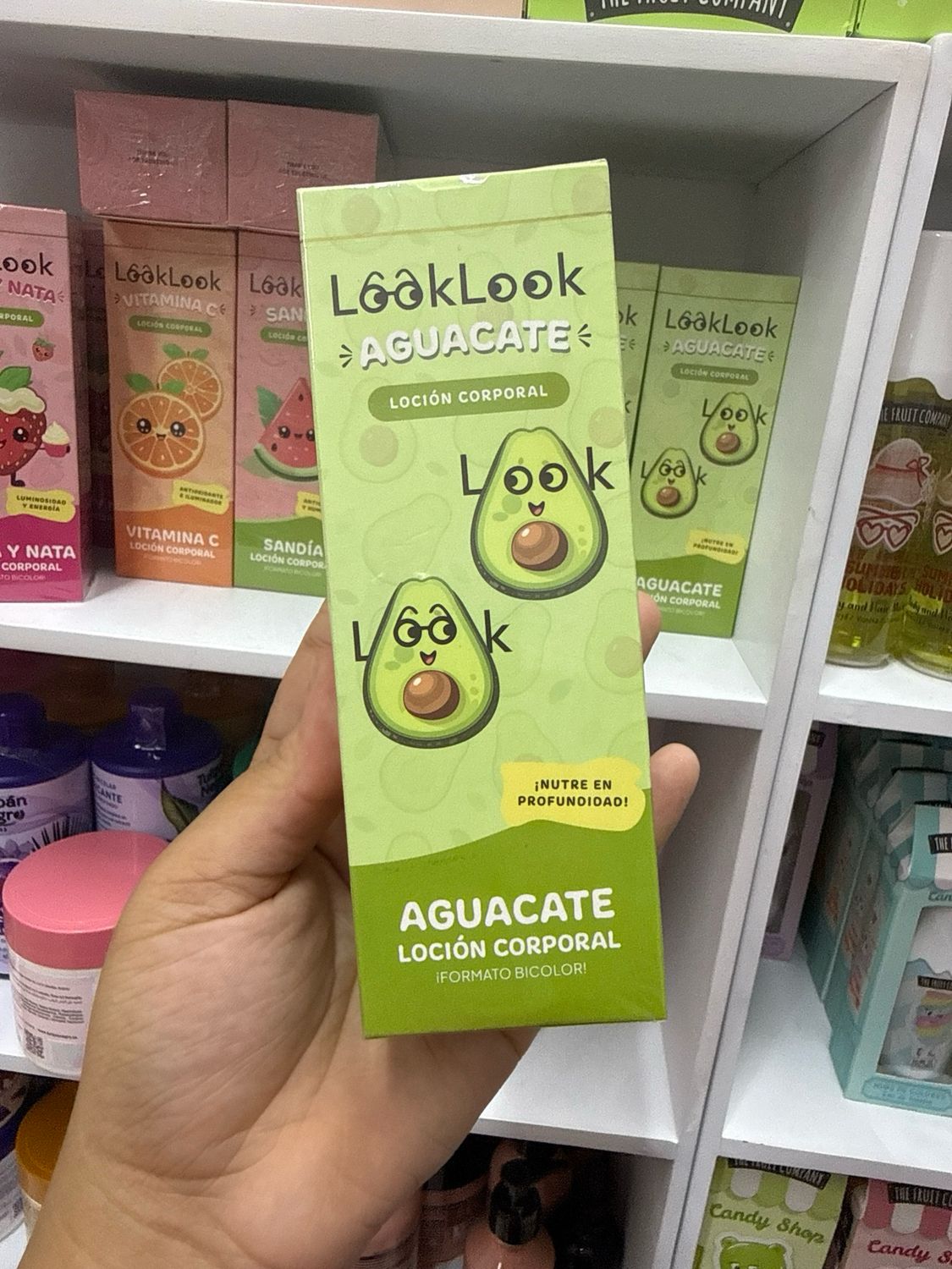 Look , loción corporal de aguacate