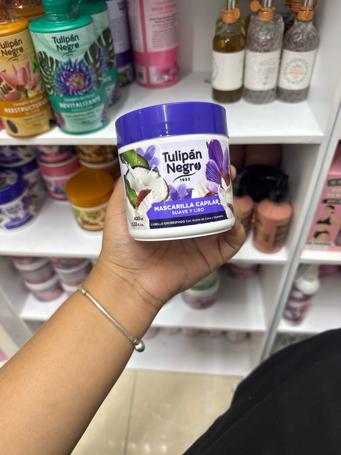 Tulipán negro , mascarilla suave y liso