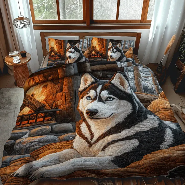 Winter Howl 3-Piece Quilted Bedding Set with Pillow Shams