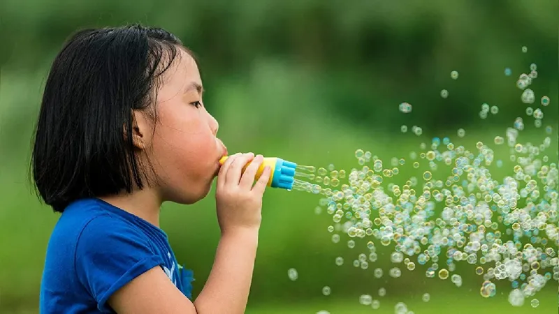 Bubblinis Mini Seifenblasen Konfetti Set – Seifenblasen Spaß für Kinder ab 3 Jahre