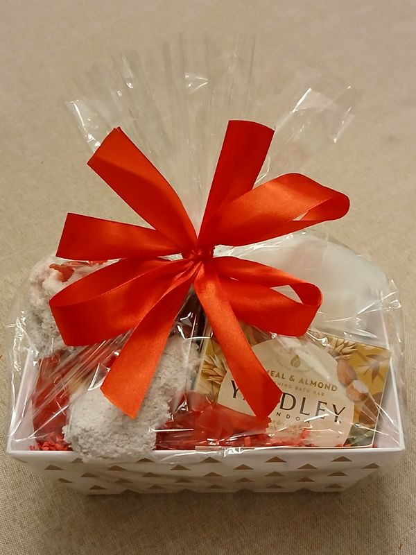GIFT BASKET