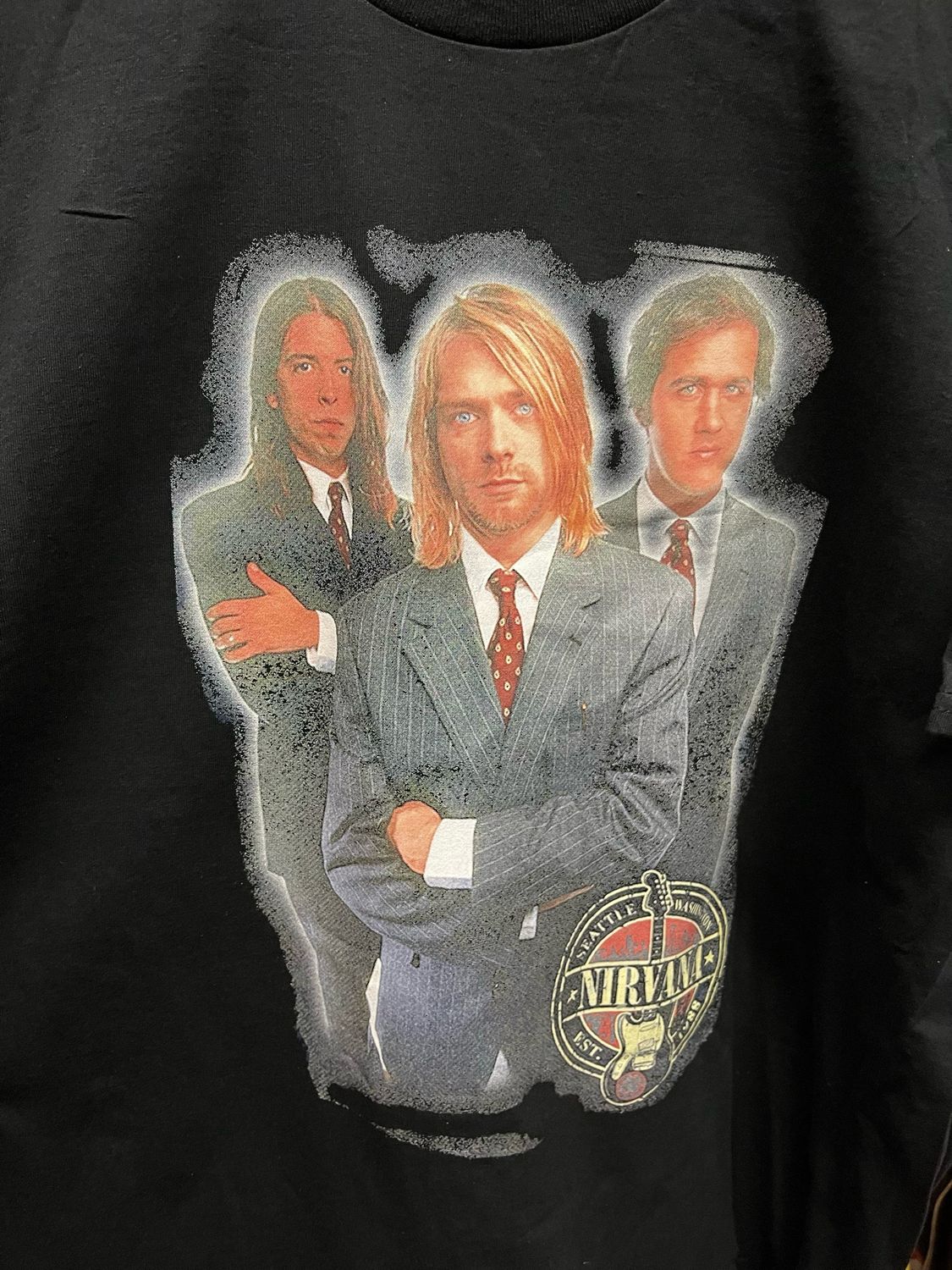 Nirvana Suit &amp; Tie