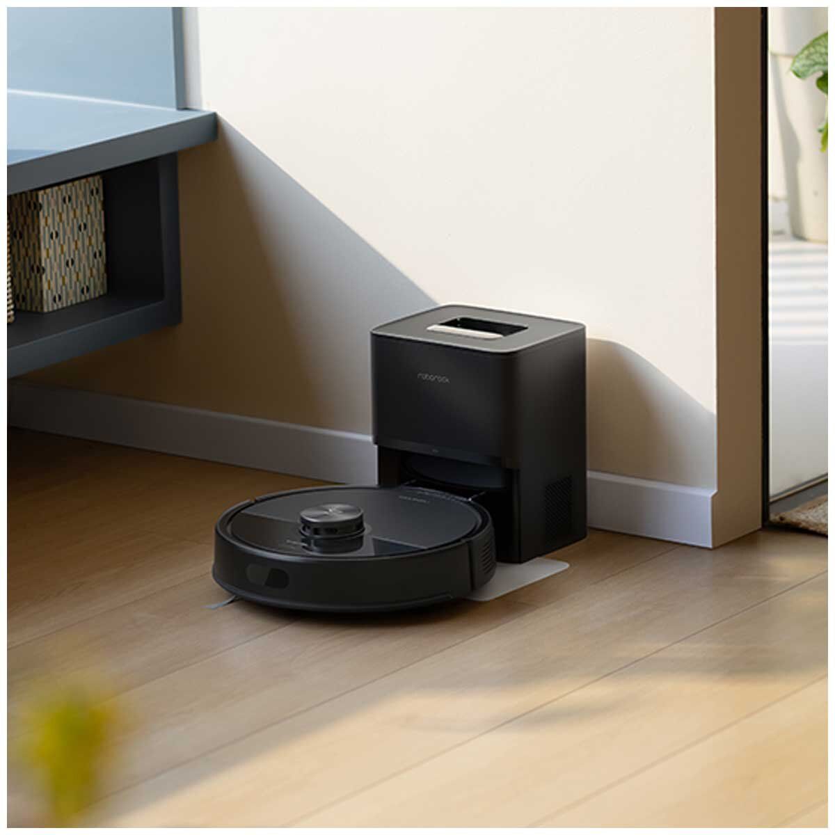 Roborock Q7T+ Vacuum Cleaner Black