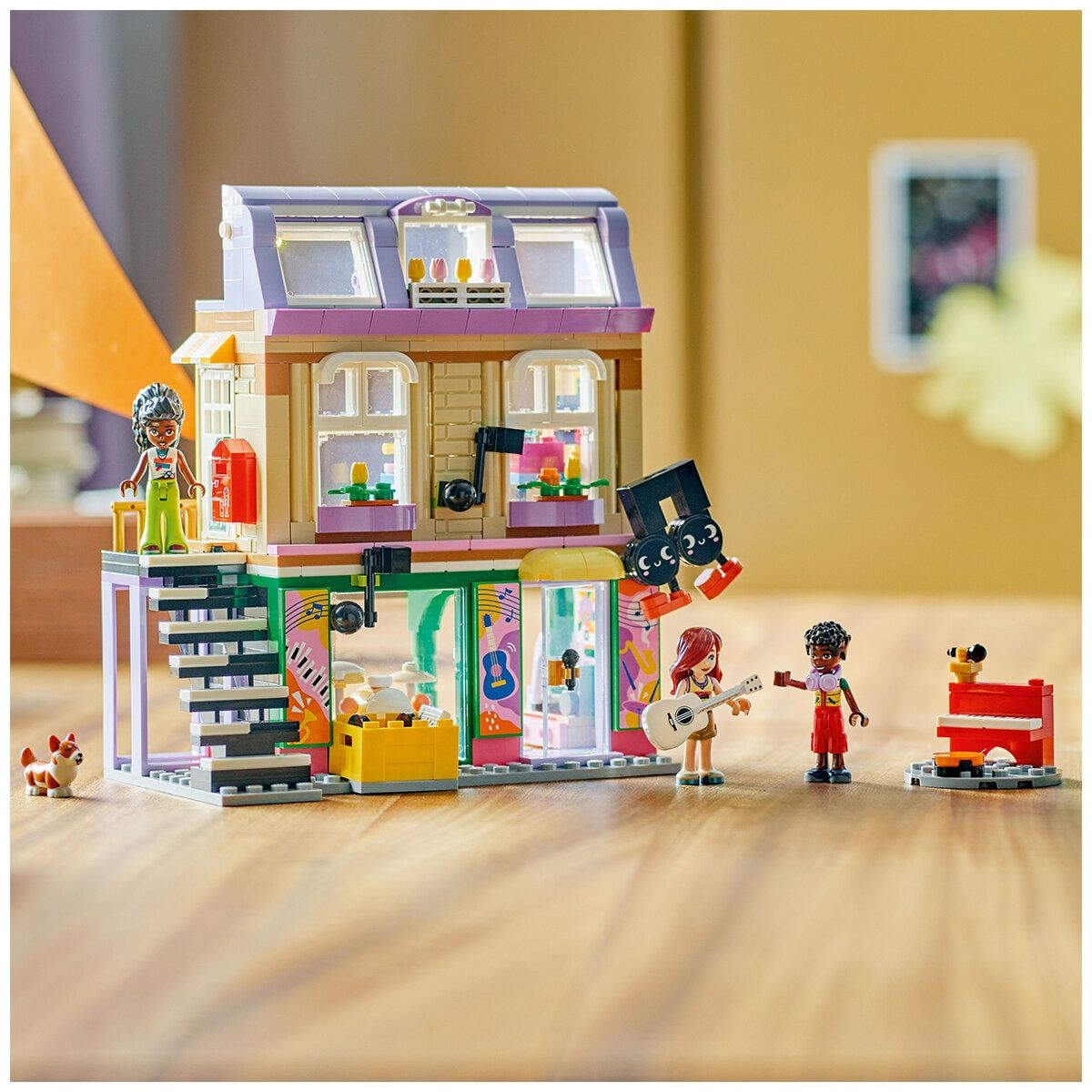 LEGO Friends Music Shop &amp; Apartment 42653