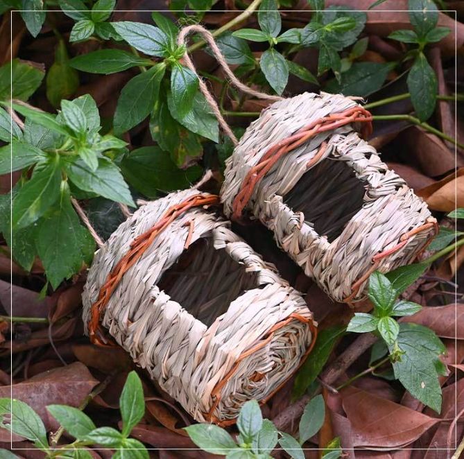3-Piece Handcrafted Natural Grass Bird Nest - Eco-Friendly Pet Garden Decor(14*10cm)