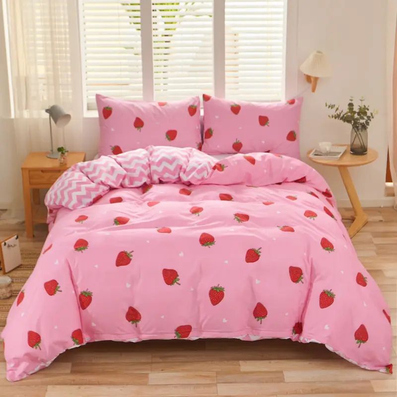 Dreamfields - Strawberry Dream Quilt Cover Set - (2pcs, Single Size)