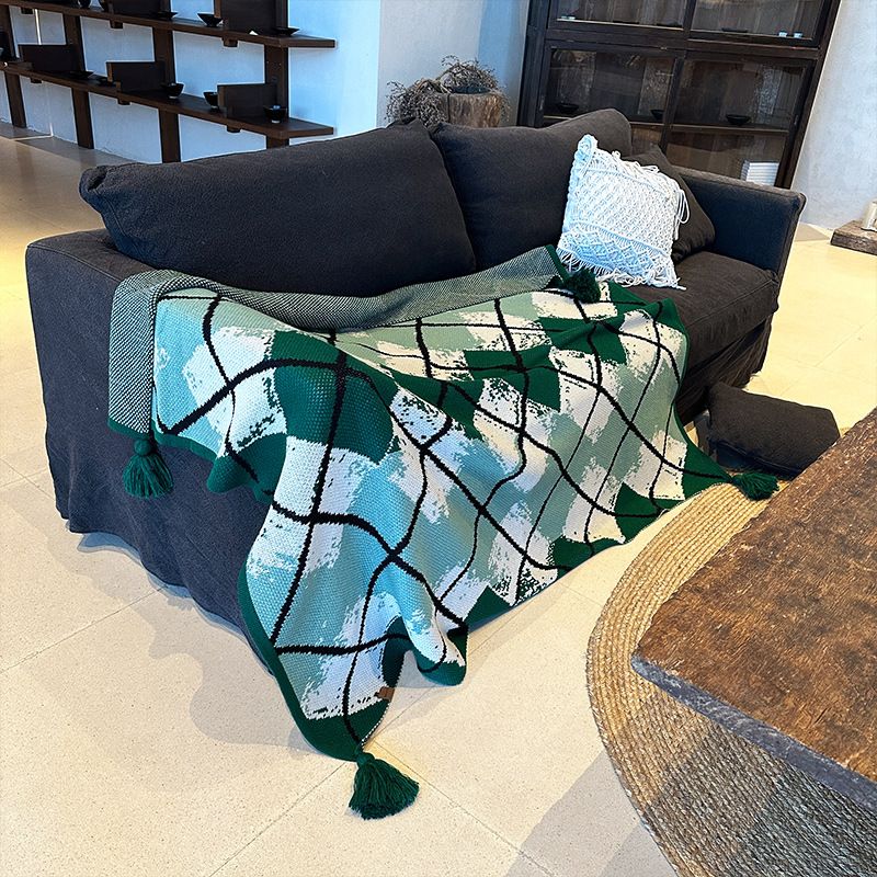 Green Chic Argyle Diamond Knit Throw Blanket with Tassels - Versatile Sofa &amp; Bed Accent - 135 x 125cm