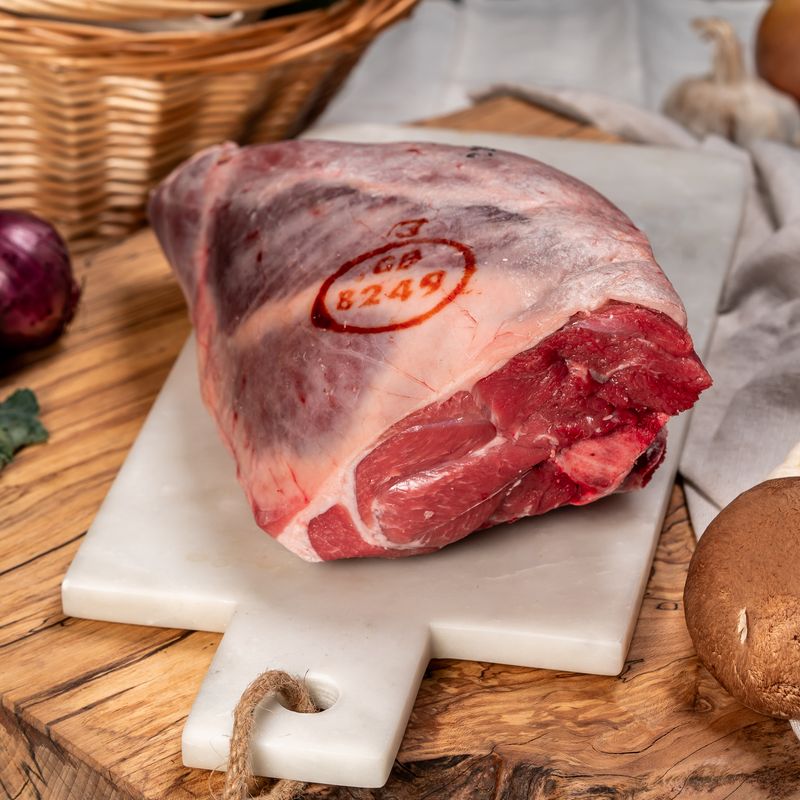 Lamb Leg on the Bone -per kilo