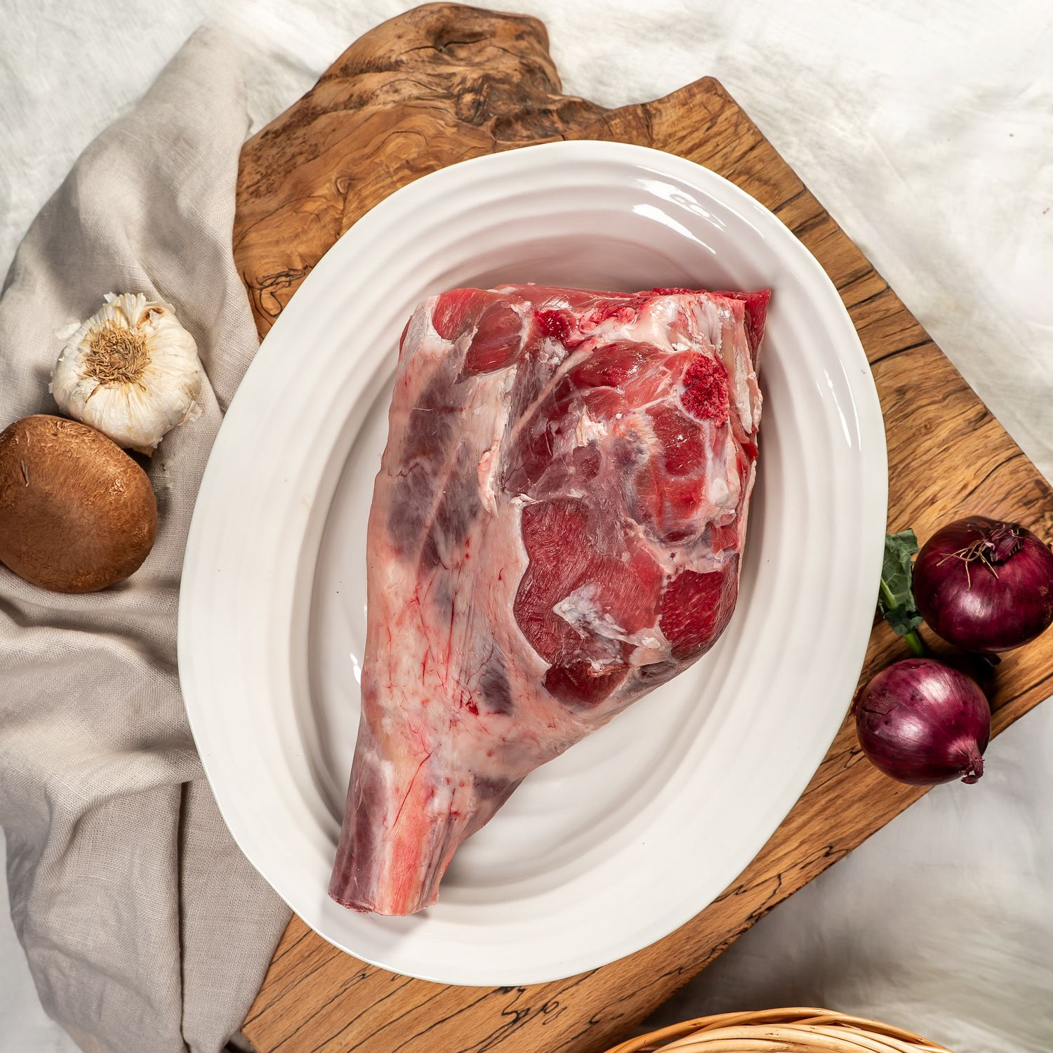 Lamb Leg on the Bone -per kilo