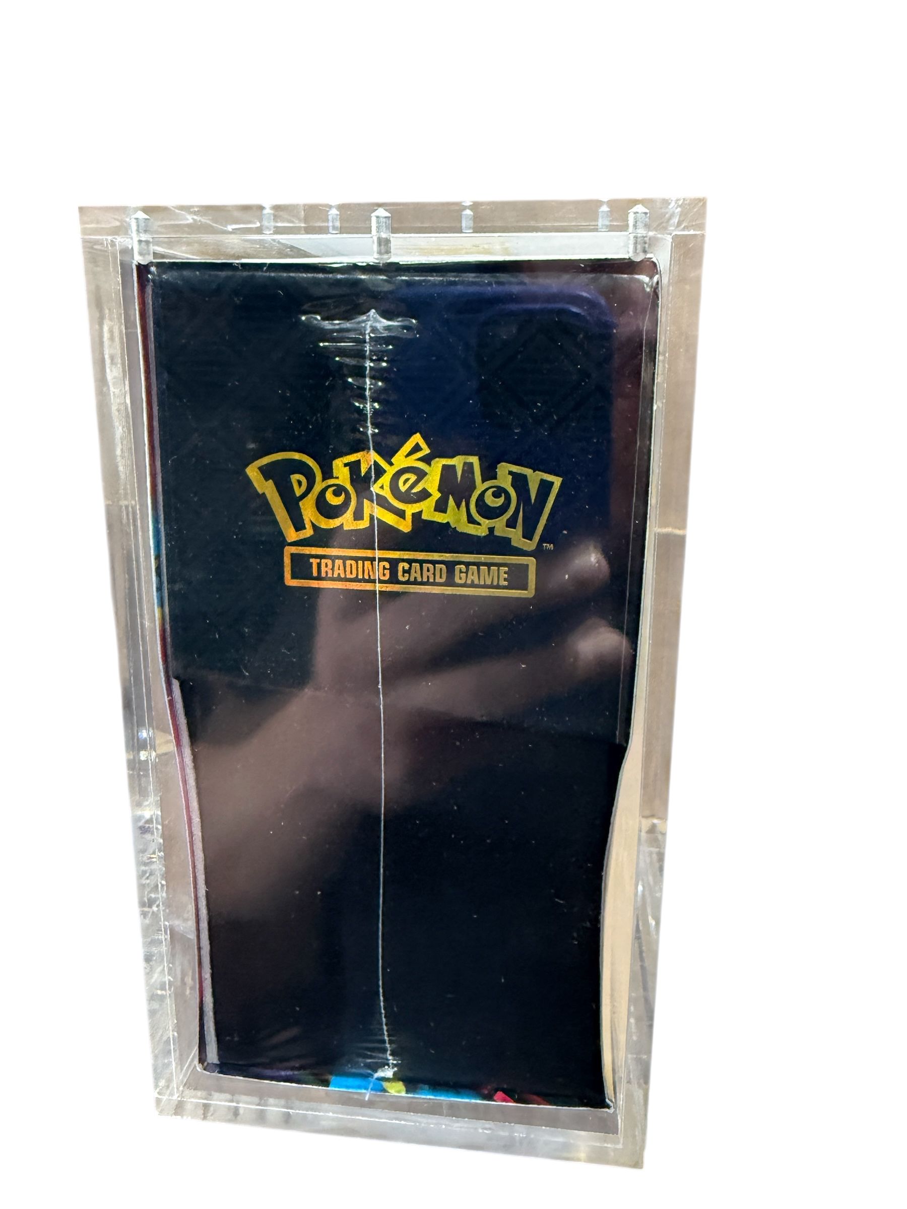 Mega evolution gardevoir Pokémon centre etb (free Acrylic case)
