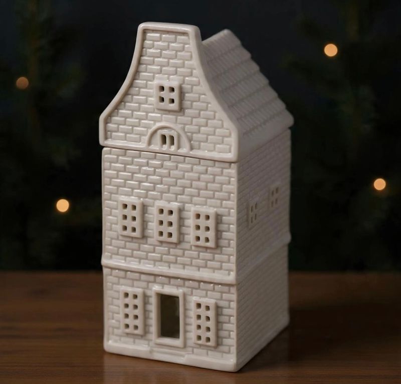 Duftlampe nordisches Haus