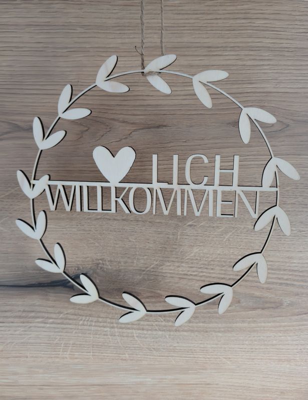 Holzkranz "♡-lich Willkommen"