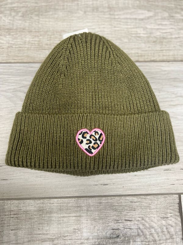 Mütze - Khaki mit pinkem Leoherz