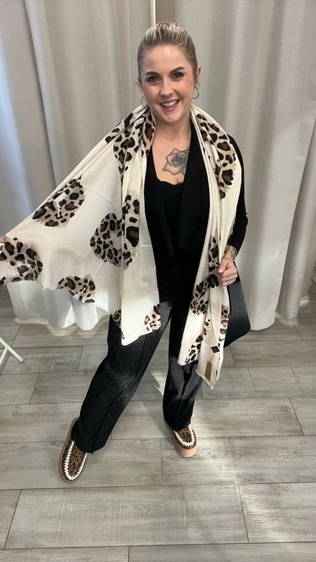 Schal kussi Leoprint Beige