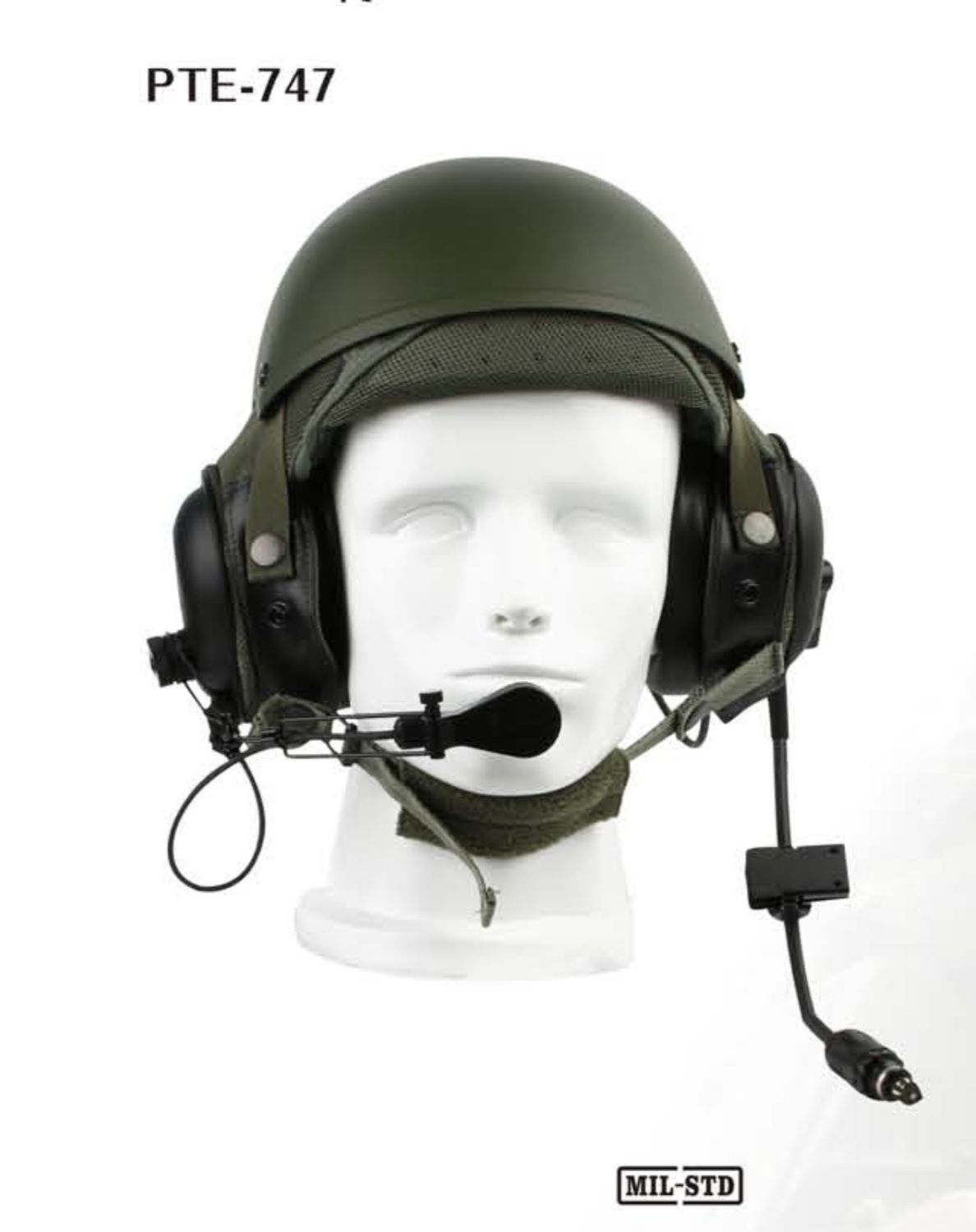 GECKO DH-132 Zestaw słuchawkowy Hełm DH-132 został zaprojektowany specjalnie do użytku przez personel obsługujący wojskowe pojazdy opancerzone.