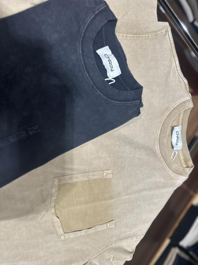 T-SHIRT EFFETTO TASCHINO – OVERSIZE