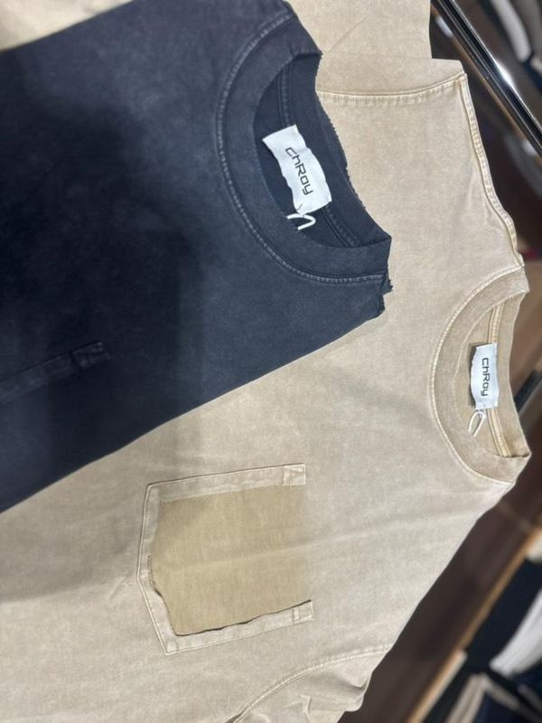 T-SHIRT EFFETTO TASCHINO – OVERSIZE