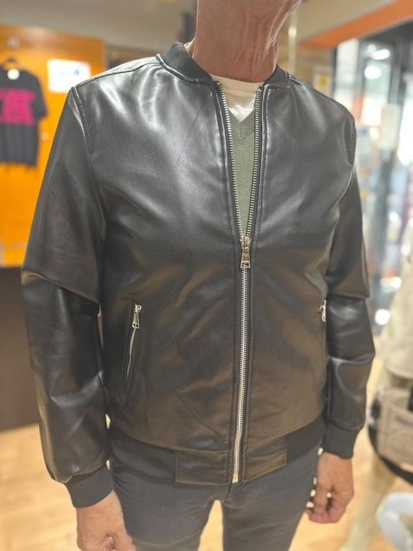 GIUBBOTTO ECOPELLE – AVIATORE ZIP