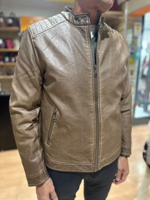 GIUBBOTTO ECOPELLE – BIKER COLLO ALTO