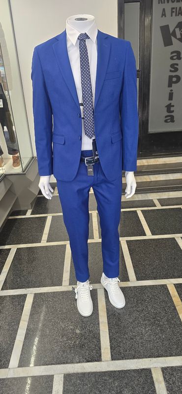 ABITO SLIM DROP 7 – ELEGANTE E MODERNO