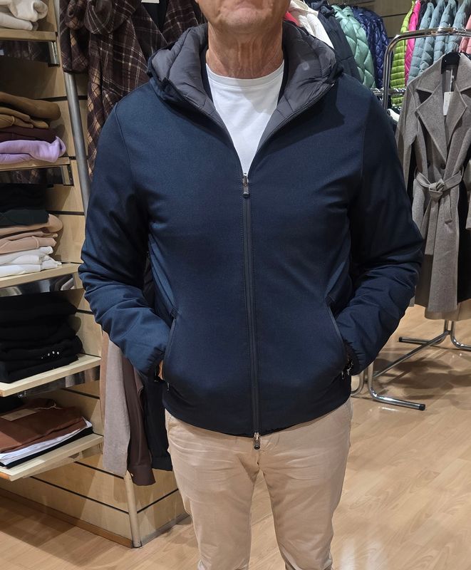 GIUBBOTTO IMBOTTITO IMPERMEABILE DOUBLE FACE CON CAPPUCCIO NON REMOVIBILE