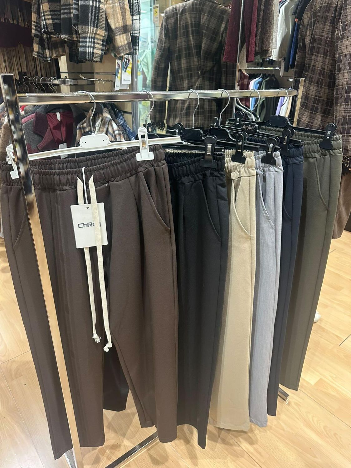 PANTALACCIO CON TASCA A FILO E TASCA POSTERIORE IN VISCOSA