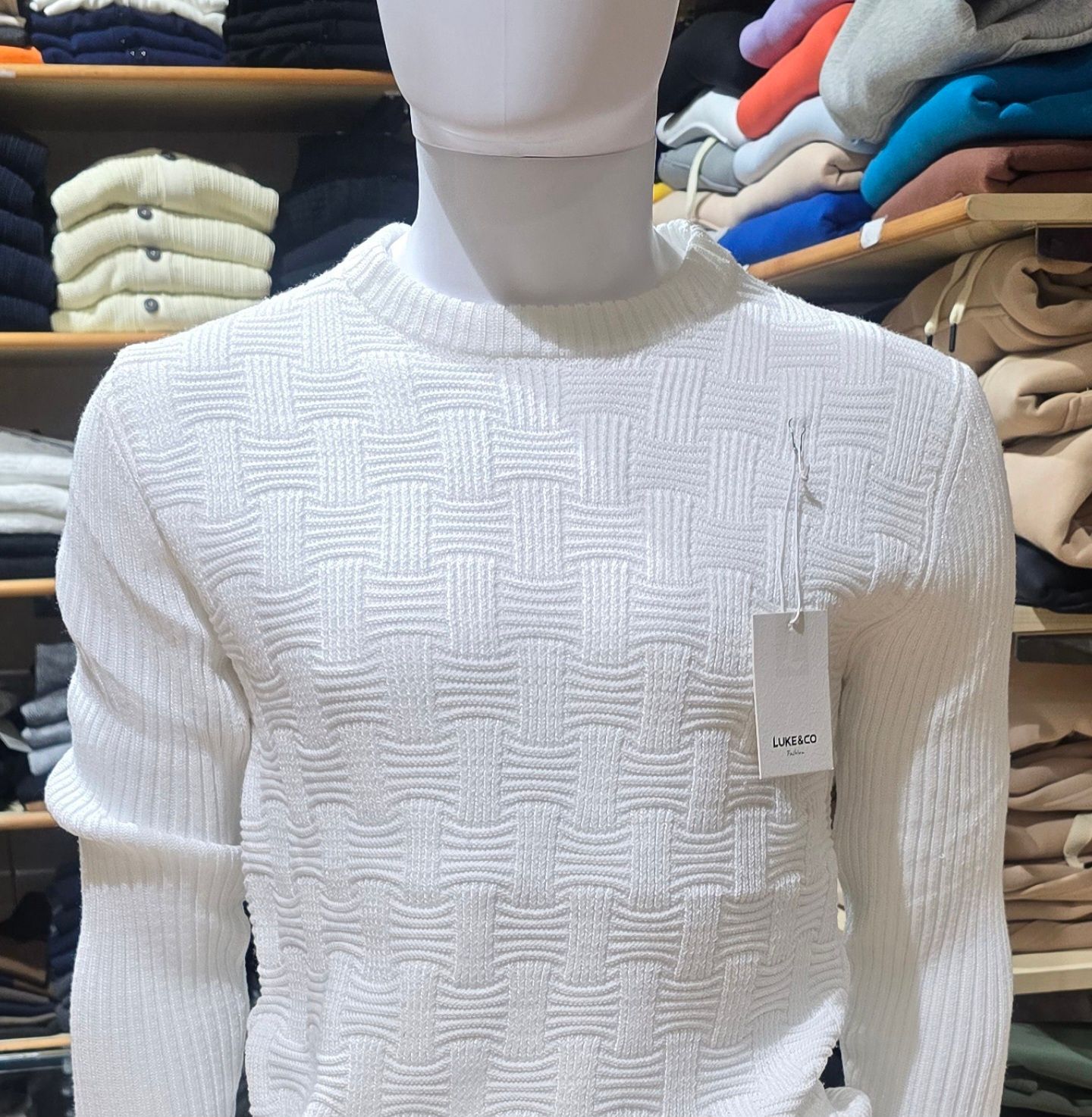 MAGLIONE GIROCOLLO - LAVORAZIONE A INTRECCIO