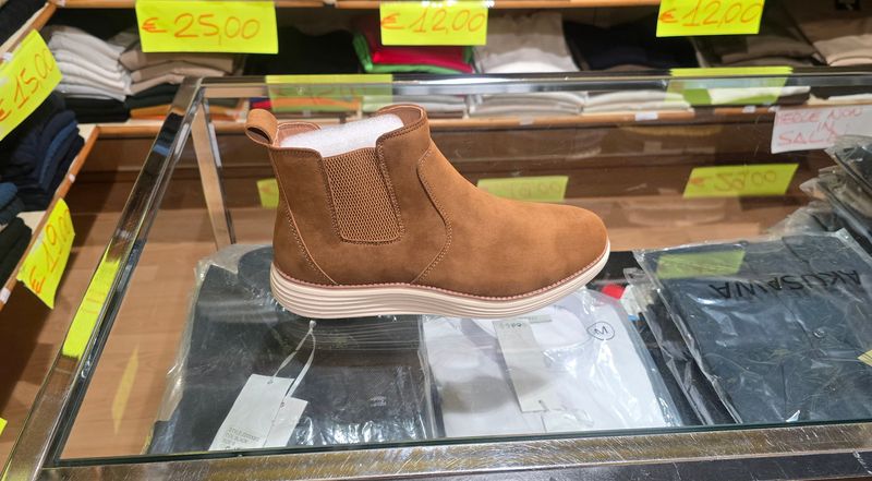 STIVALETTO IN CAMOSCIO CUOIO - ELEGANZA CLASSICA