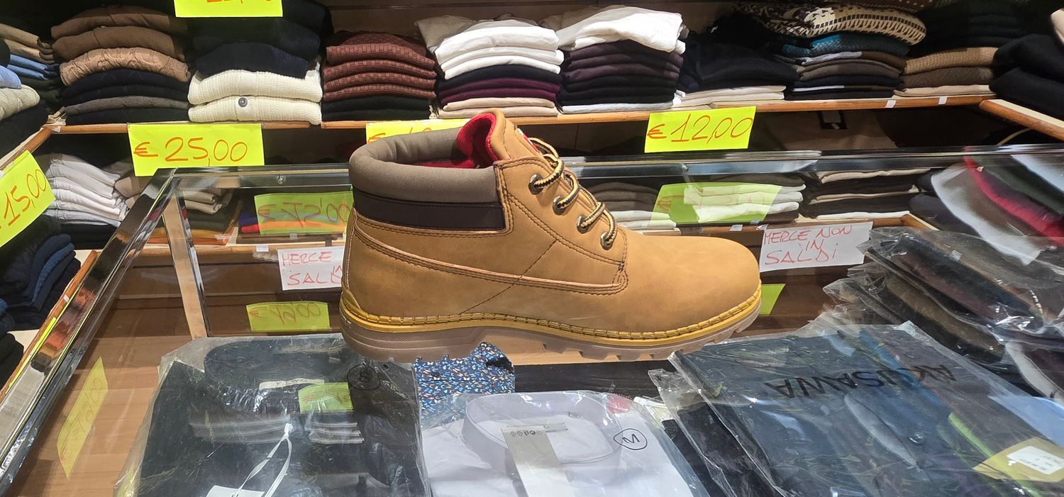 STIVALETTO CARRERA ALTO ALLACCIATO COL. BEIGE