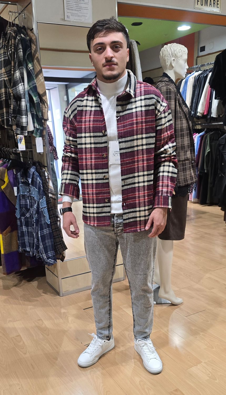 CAMICIA A QUADRI IN FLANELLA – VESTIBILITÀ OVERSIZE