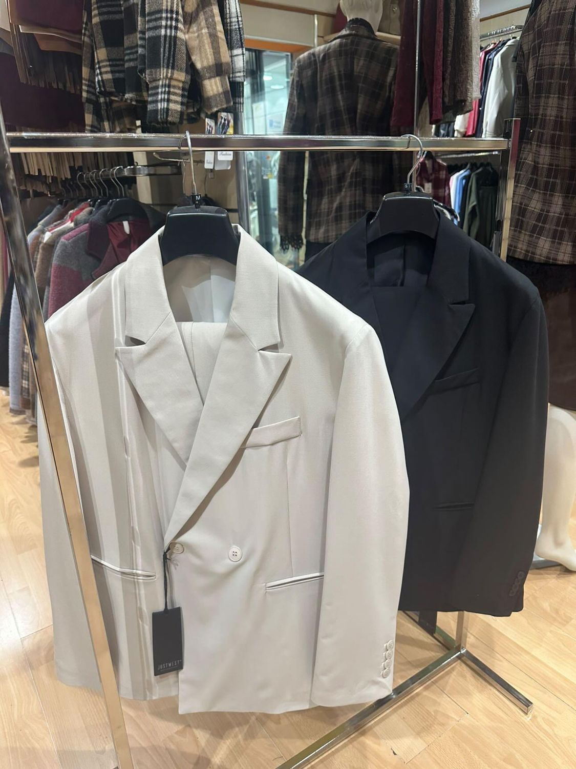 ABITO DOPPIO PETTO OVERSIZE – VESTIBILITÀ AMPIA