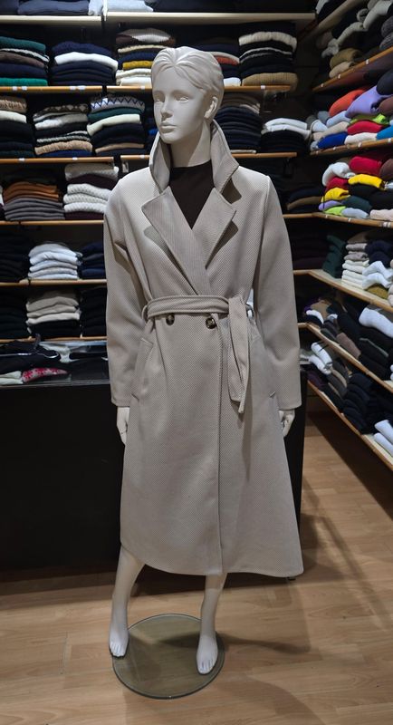 CAPPOTTO LUNGO IN PANNO SPIGATO BICOLOR CON CINTURA