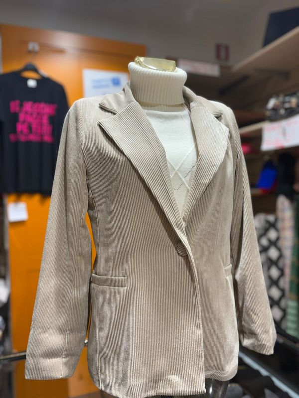 GIACCA IN VELLUTO A COSTE MODELLO SKINNY — SKINNY CHIC