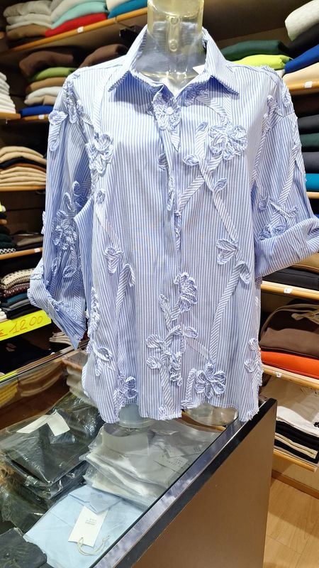 CAMICIONE OVERSIZE - DECORAZIONI IN RILIEVO