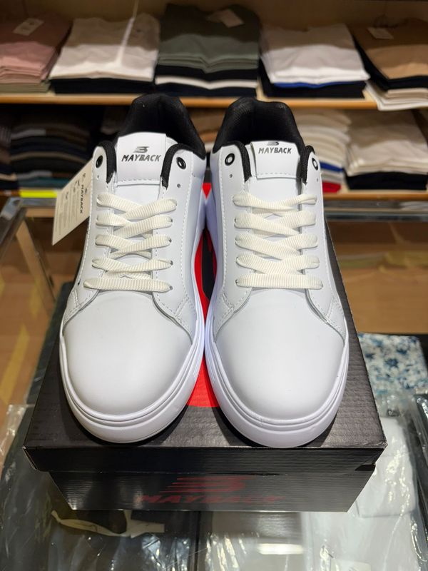 MAYBACK SNEAKER BIANCA CON DETTAGLIO NERO