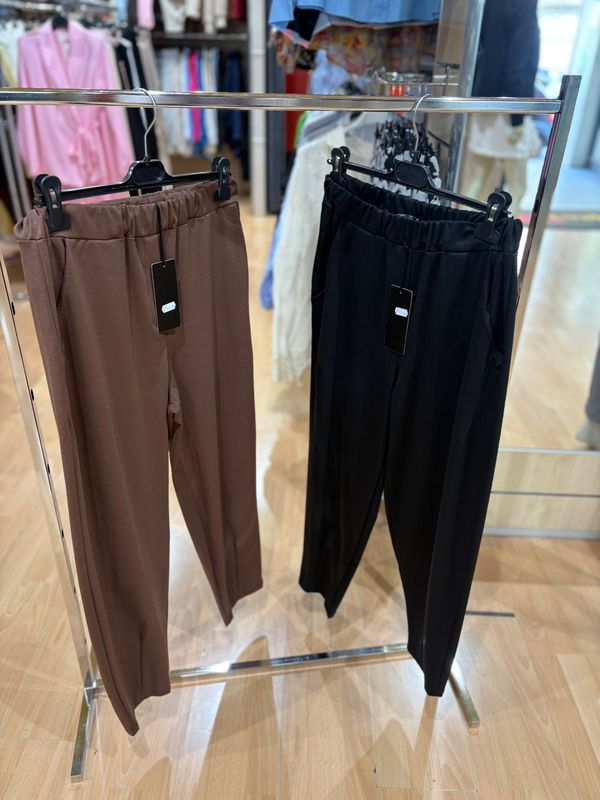PANTALONE ELASTICIZZATO CON ELASTICO IN VITA