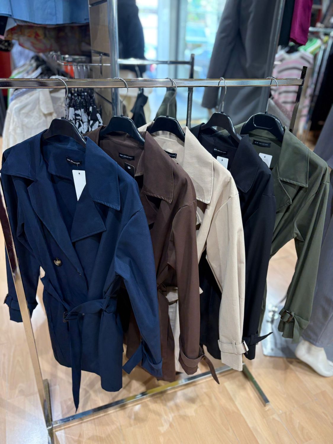 TRENCH DOPPIOPETTO - CASUAL E RAFFINATO