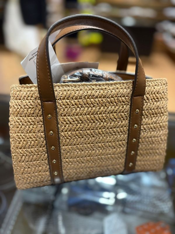 TIFFOSI BORSA CON BORCHIE E DETTAGLI IN PELLE