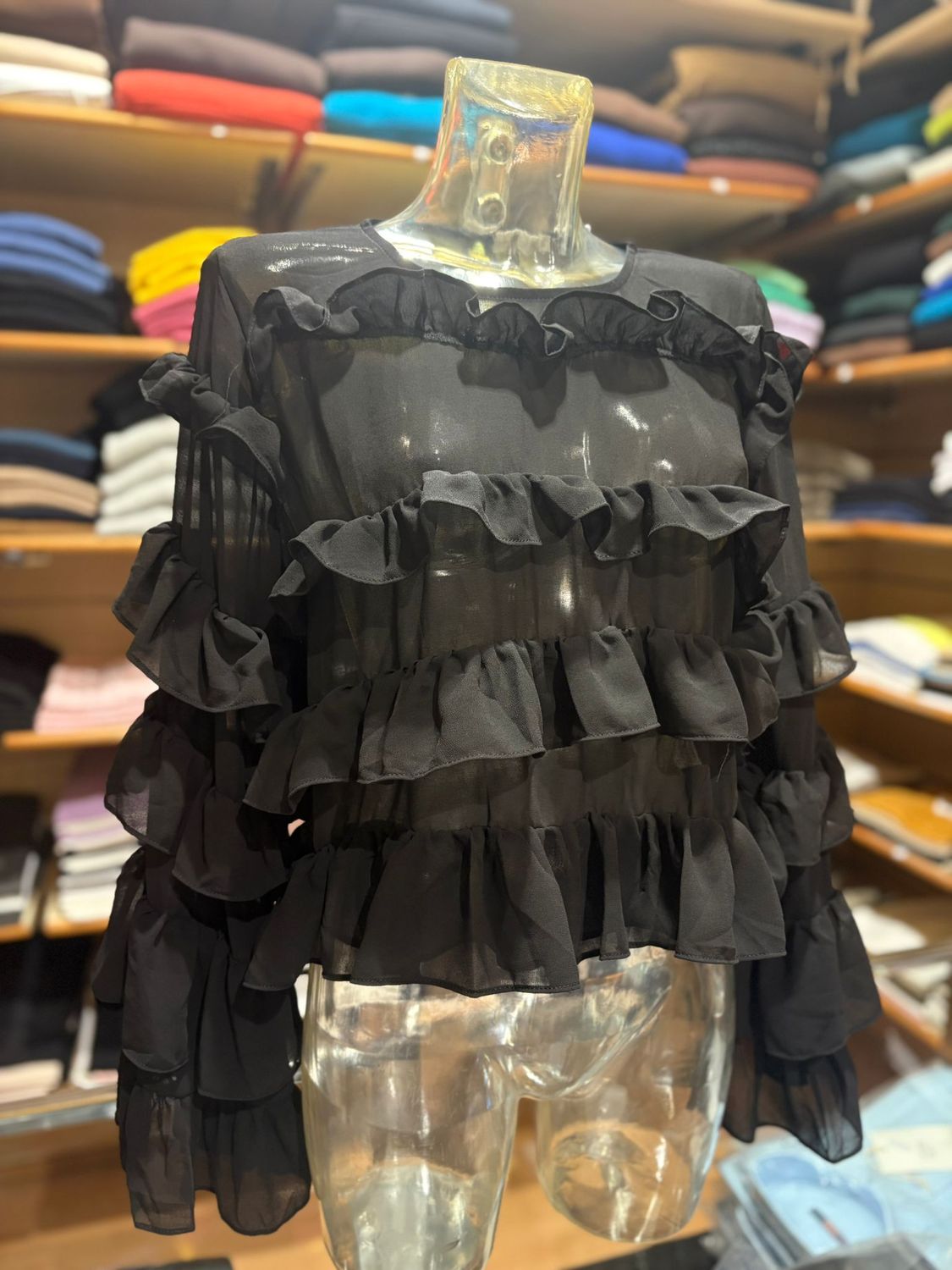 CASACCA IN VOILE CORTA CON BALZE