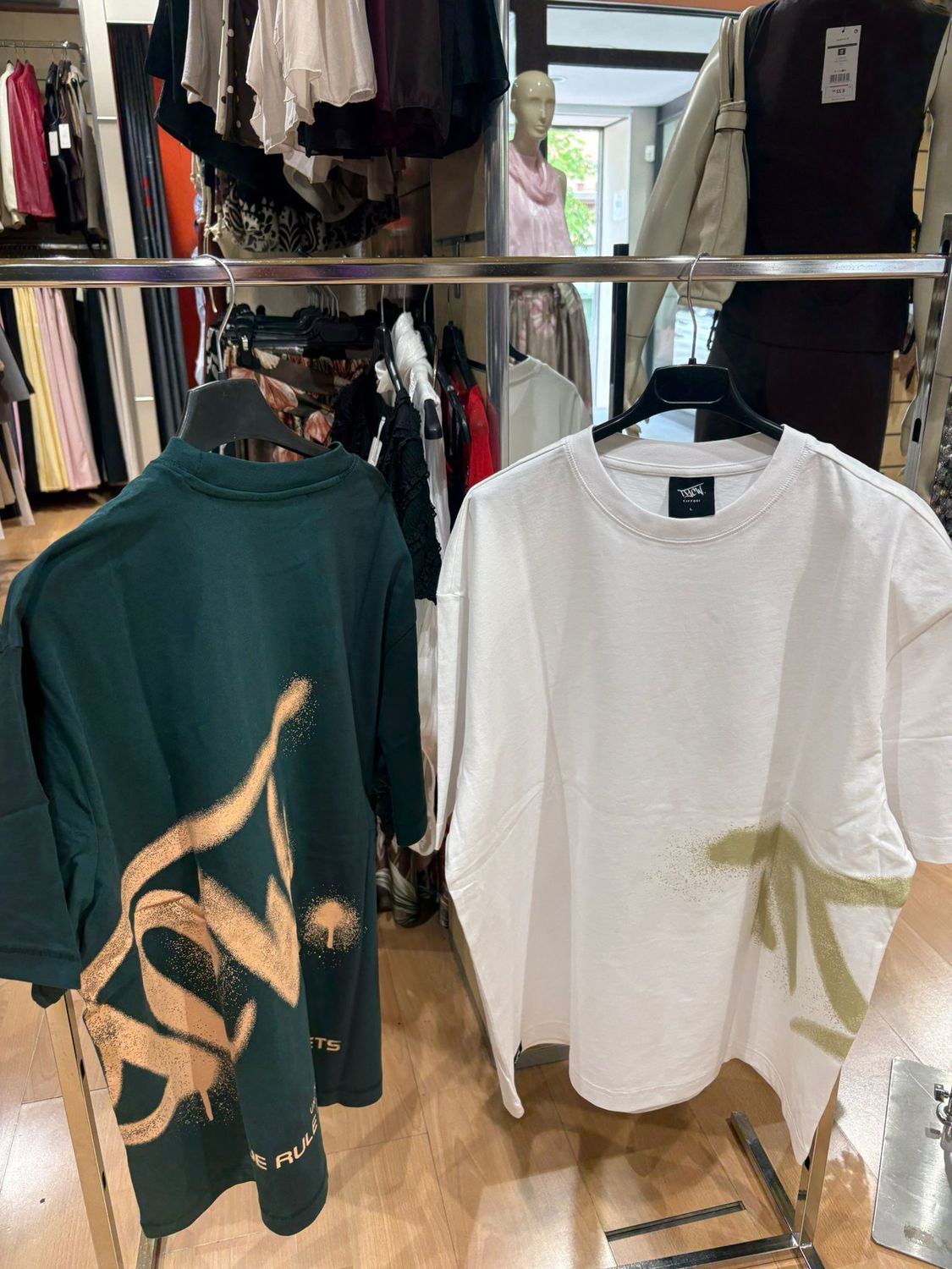 T-SHIRT TIFFOSI OVER SIZE CON STAMPA RETRO