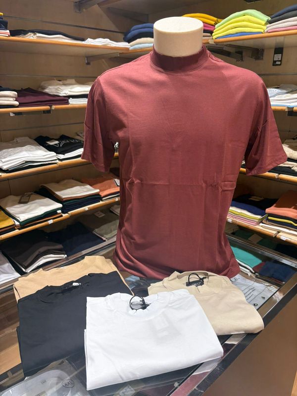 T-SHIRT UOMO OVERSIZE IN COTONE CON COLLO A LUPETTO