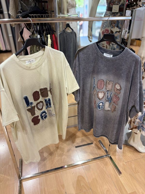 T-SHIRT OVERSIZE " LOVE YOURSELF "