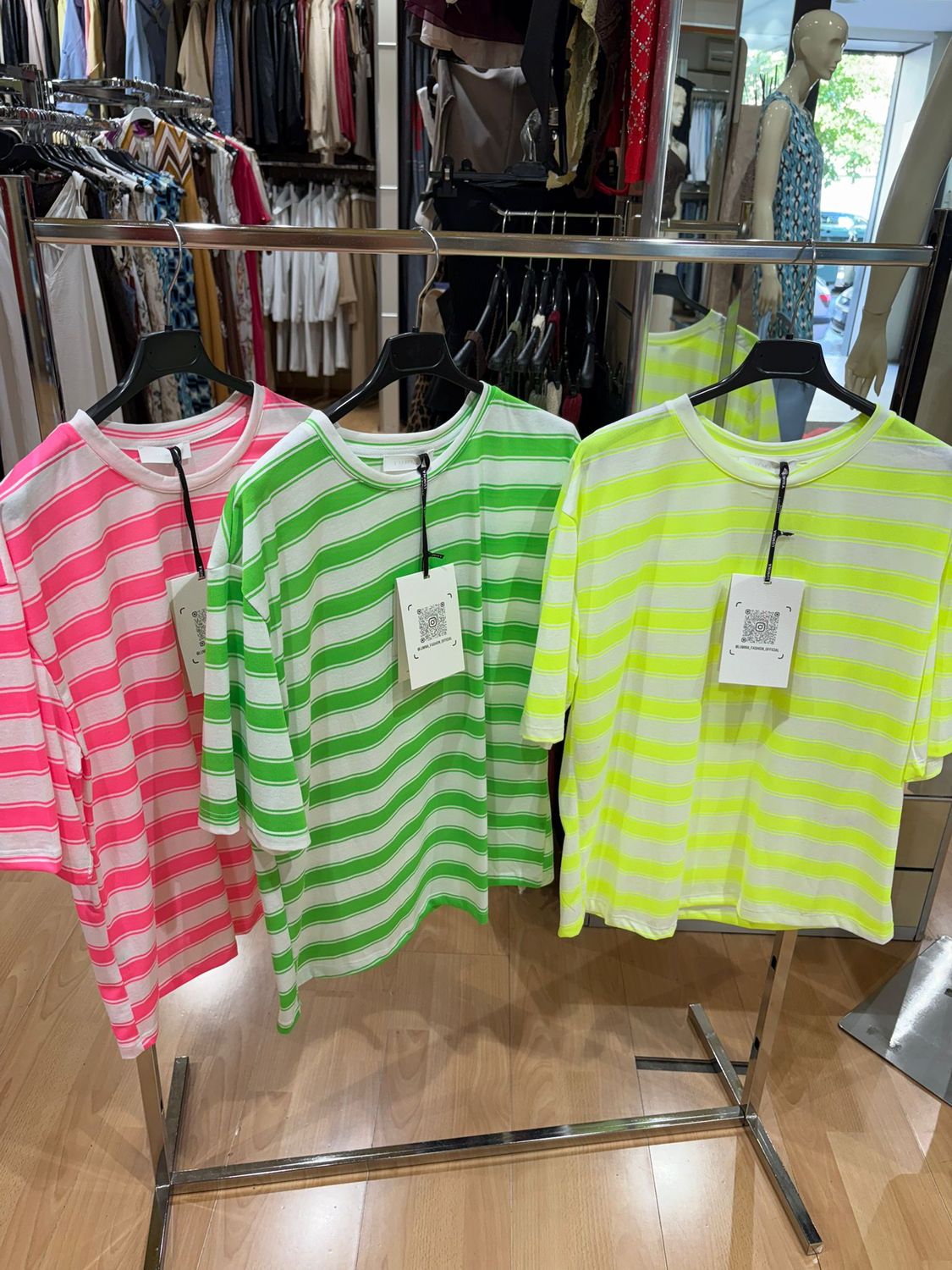 T-SHIRT RIGATA FLUO LUMINA
