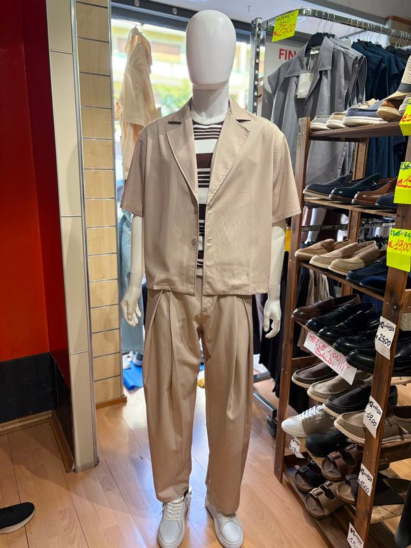 COORDINATO UOMO CON PANTALONE BAGGY E CAMICIA