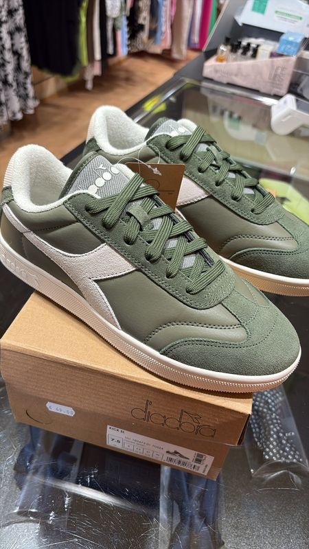 DIADORA KICK SNEAKER