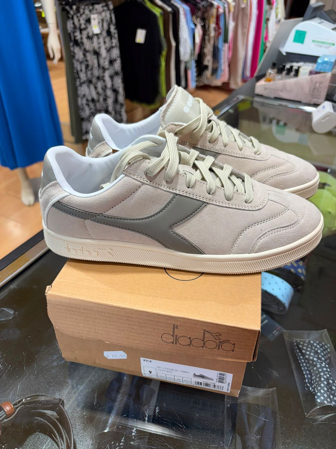 DIADORA KICK SNEAKER
