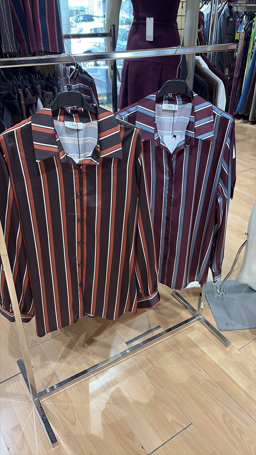 CAMICIA DONNA RIGATA EFFETTO RASO CON COLLETTO AMPIO