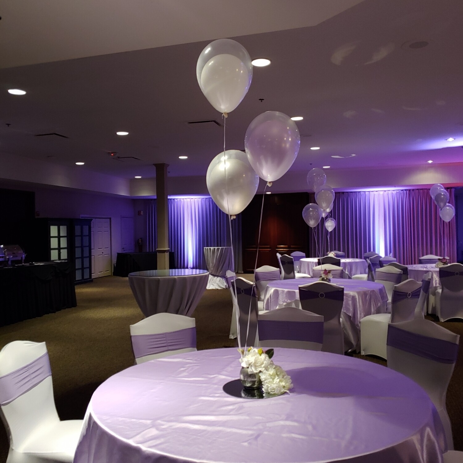 Balloon Centerpiece - Balloon in a Balloon Bouquet (Table)